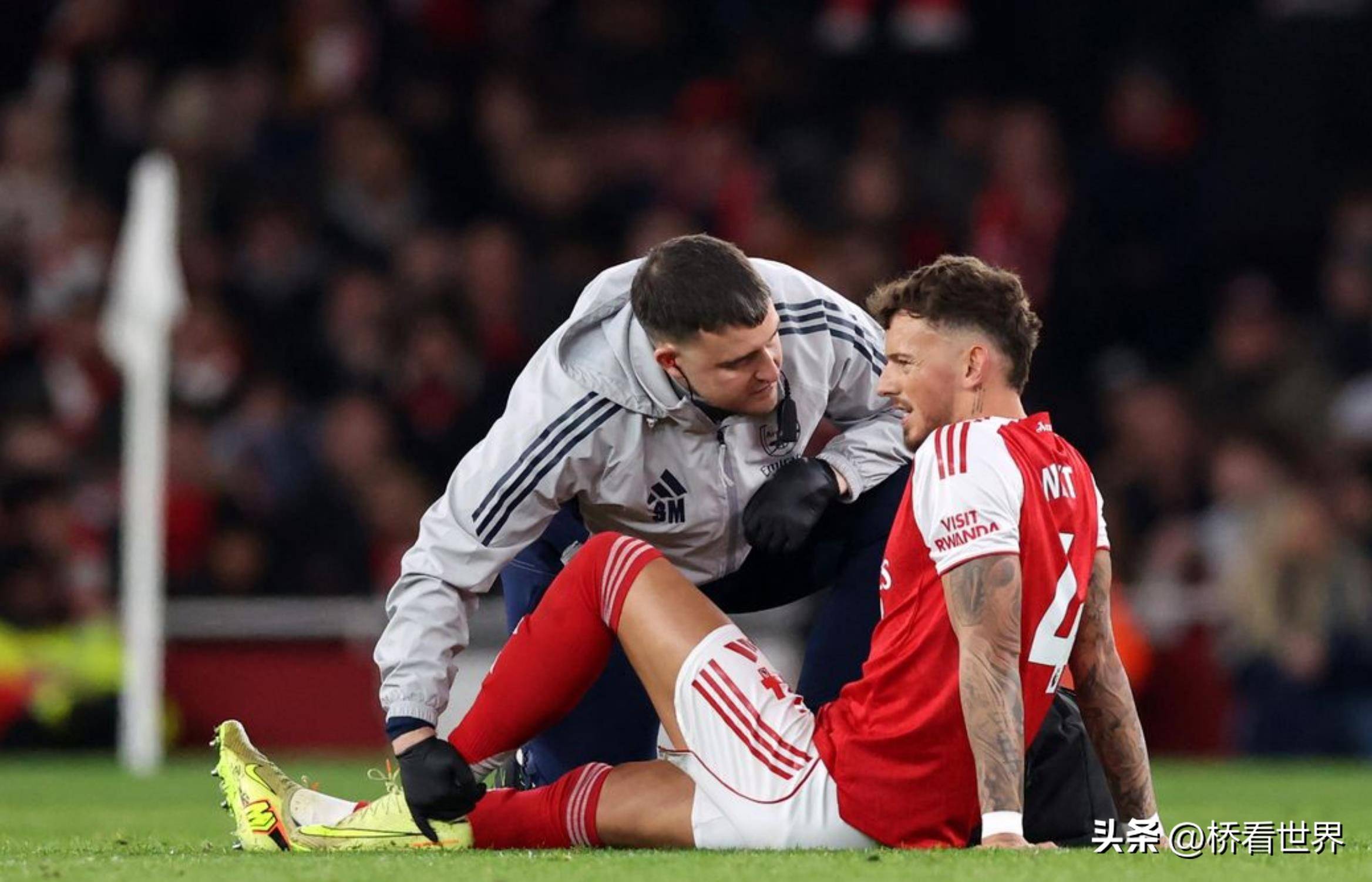 k1体育登录入口官网-中超冲刺阶段再迎强敌，巴塞罗那门线救险，主帅态度——气氛紧张，纪律约束更严格